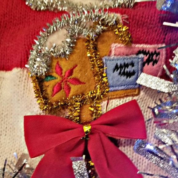 North Pole LIGHT UP Ugly/Tacky Christmas Sweater - Picture 6 of 6